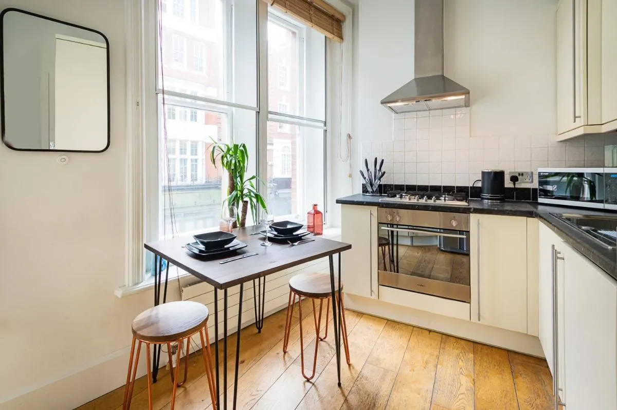 Image 4 of Arcore London Premium Apartments Leicester Square