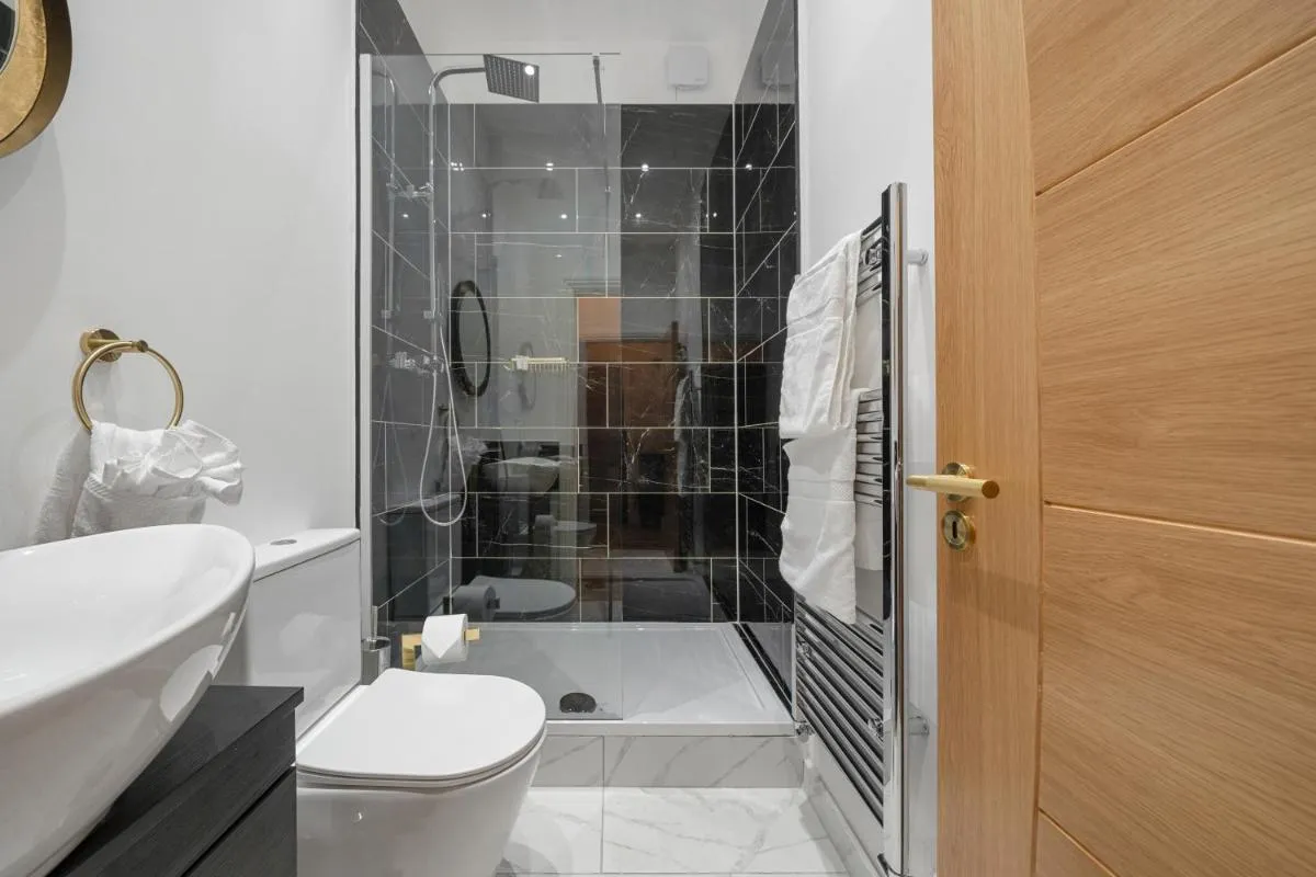 Image 3 of Argyl – Cambridge Gardens Apartments
