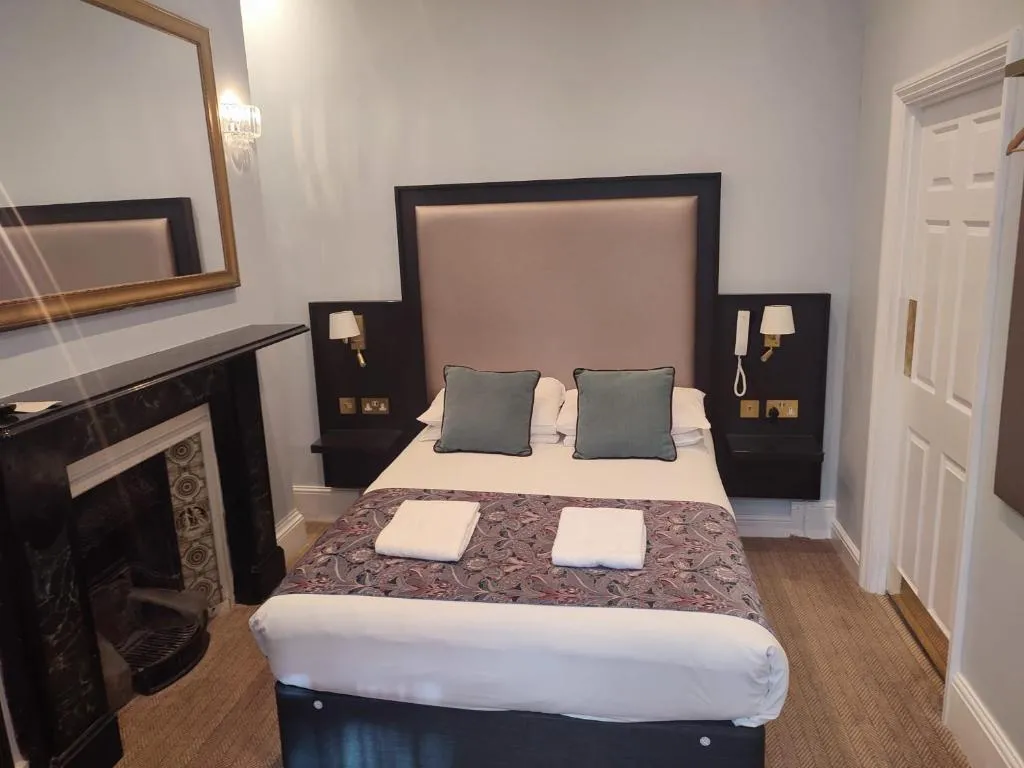 Image 1 of Arran House Hotel