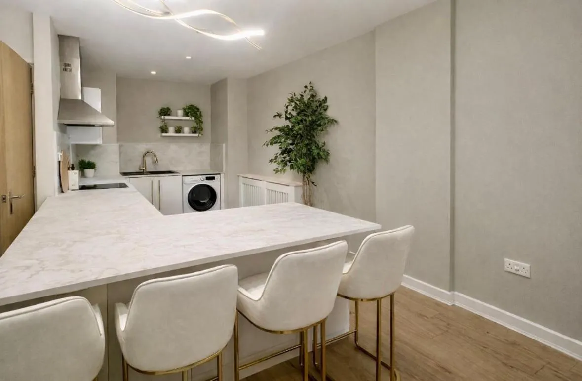 Image 3 of Astral Court Premium Accommodation
