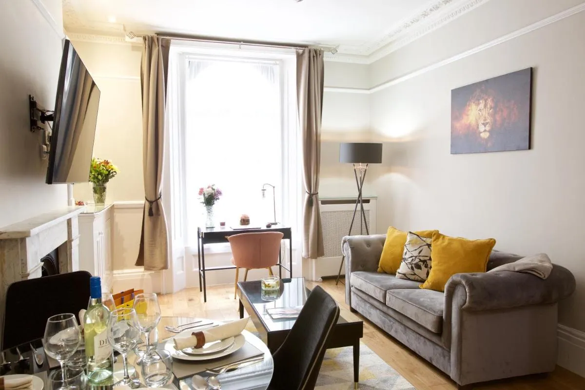 Image 3 of Avari Apartments – Winchester Collection