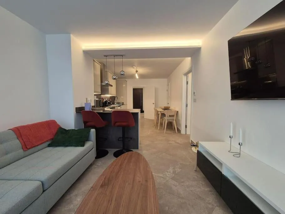 Image 5 of Aya’s Snaresbrook Apartment