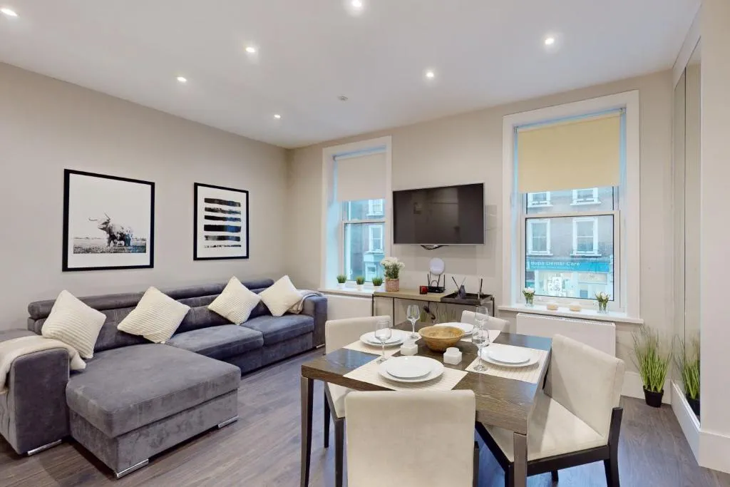 Image 1 of Baker Street Residence