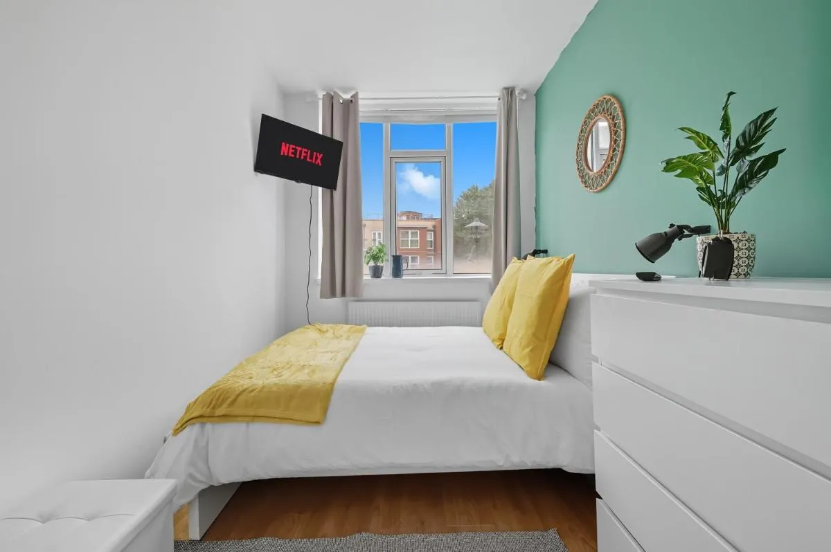 Image 3 of Barbican Apartments with Home Cinema Experience – by KeyHol Holidays