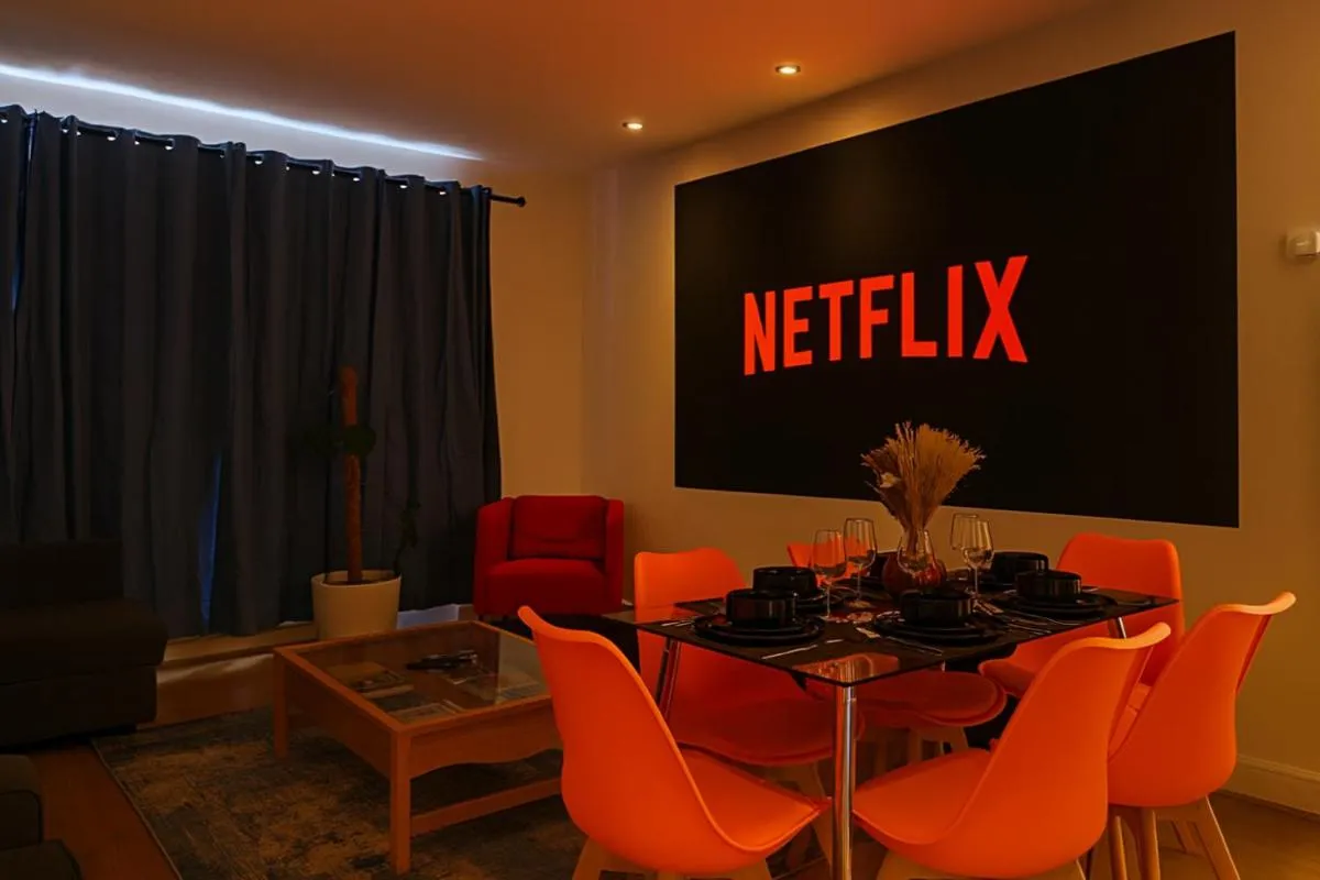 Image 3 of Barbican Lux Apt with Home Cinema Experence by KeyHol Short Let – Up to 8 sleeps