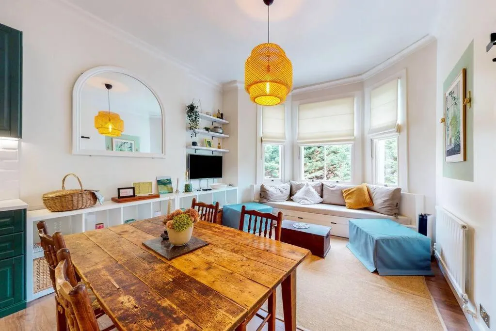 Image 4 of Beautiful 1 bedroom apartment in Shepards Bush