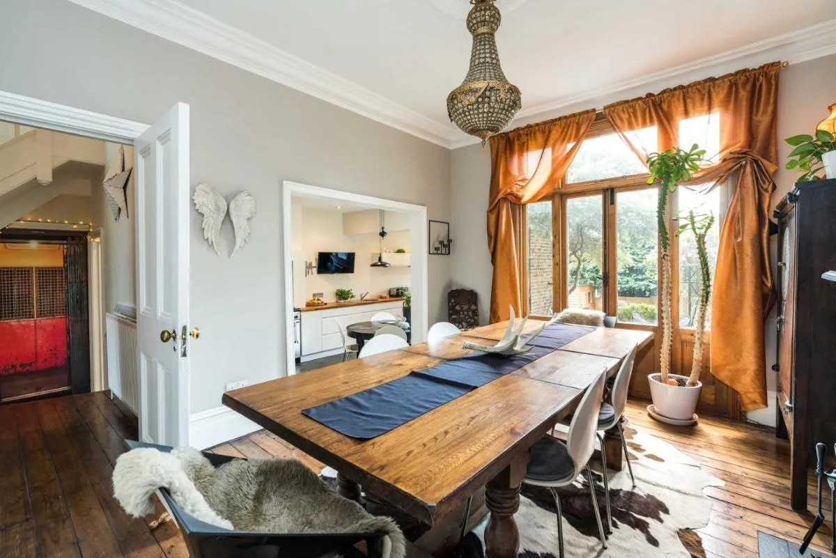 Image 4 of Beautiful 3BD Home Forest Hill South London