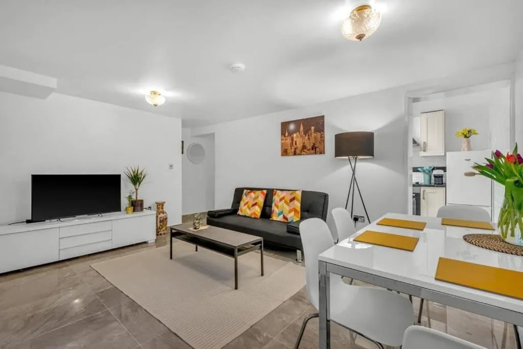 Image 1 of Beautiful Camden Town Apartment