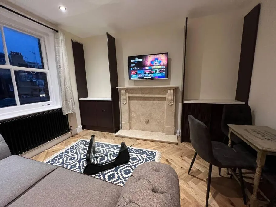 Image 3 of Beautiful Central London Apartment