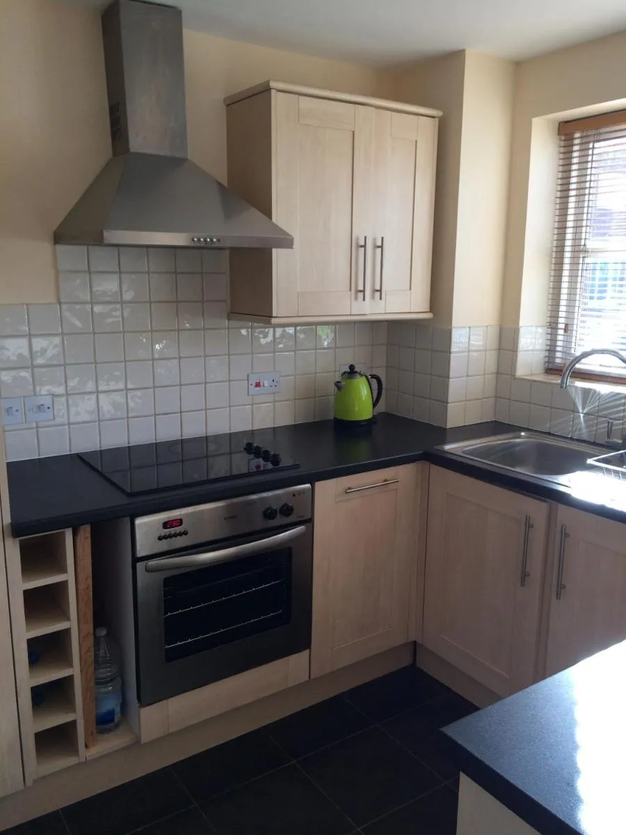 Image 4 of Beautiful Kingston apartment