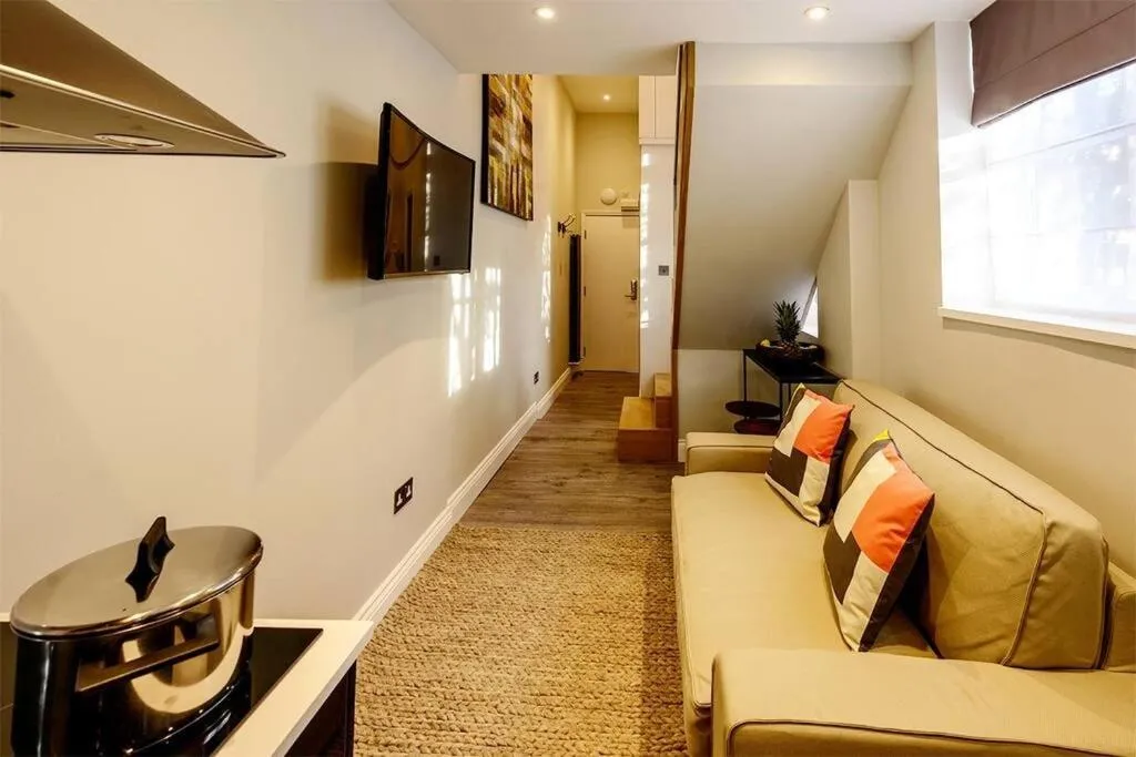 Image 3 of Beautiful Loft duplex 5 min to tube West Hampstead
