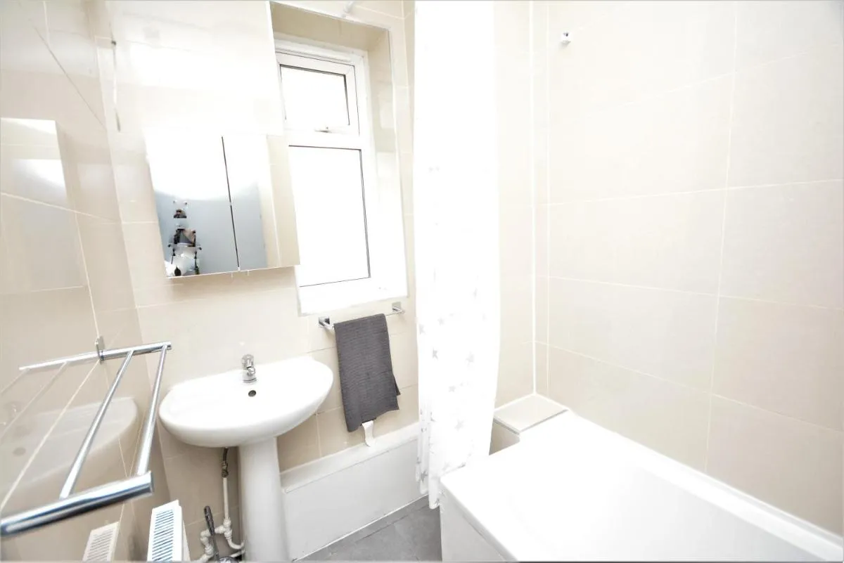 Image 3 of Beautiful London 2 Bedroom Flat near Finsbury Park