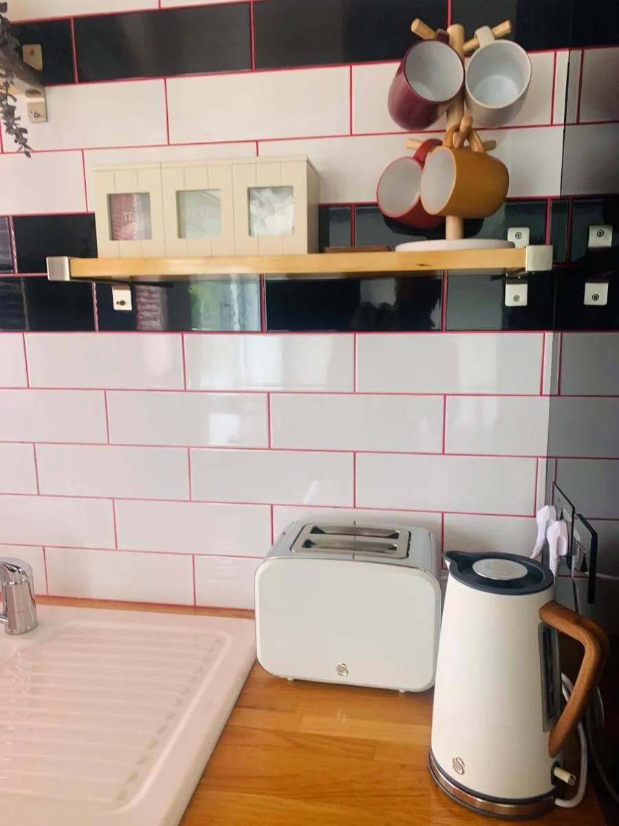 Image 4 of Beautiful Quality Apartment in Camden Town