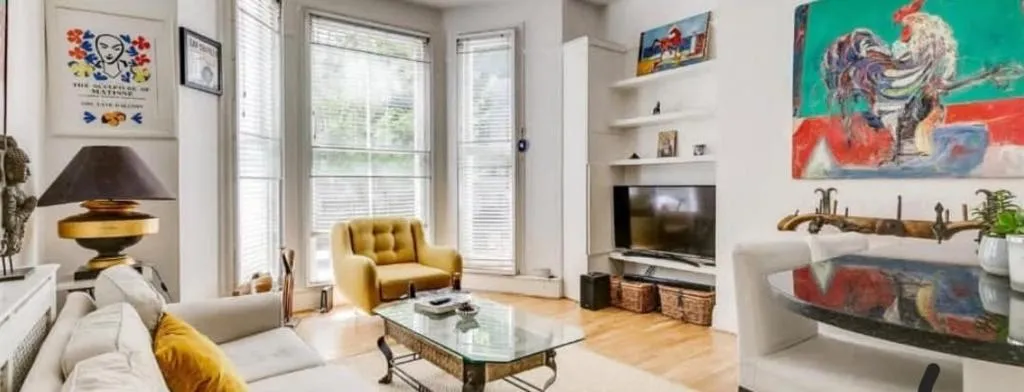 Image 1 of Beautiful Two Bedroom Flat in Kensington