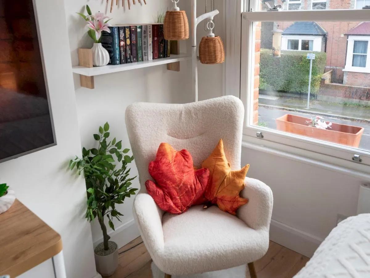 Image 3 of Beautiful Zen 1 Bed Home free parking – Kingston – Pass the Keys