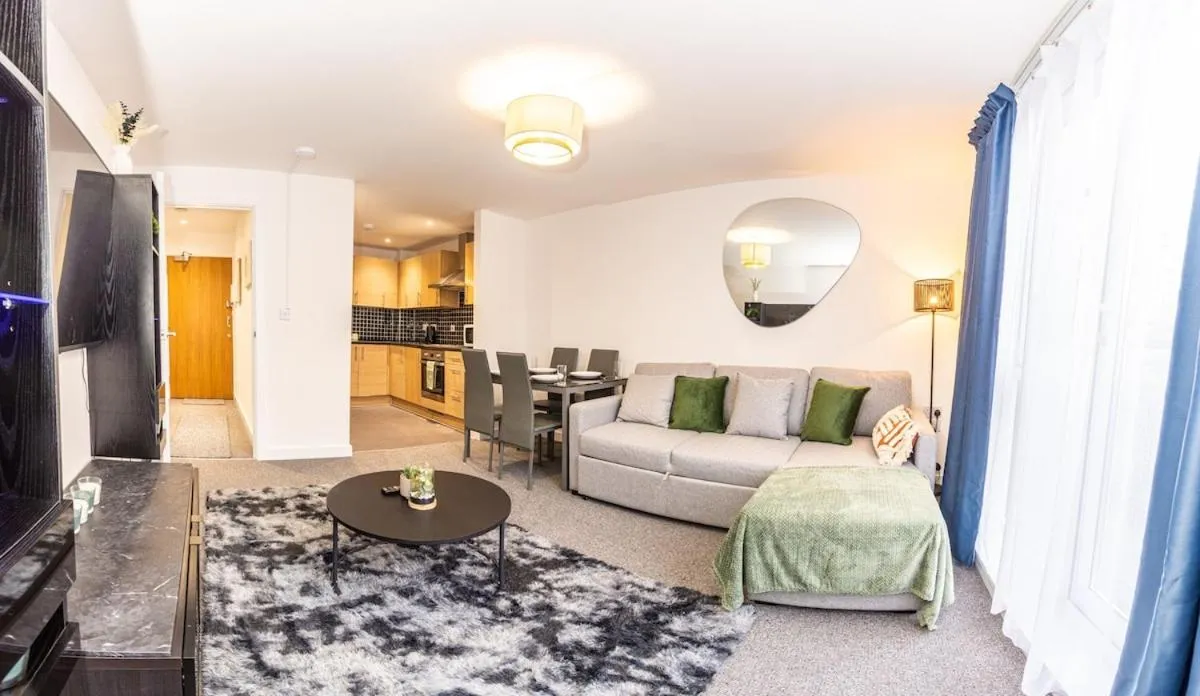 Image 4 of Beautiful apartment in the Town Centre