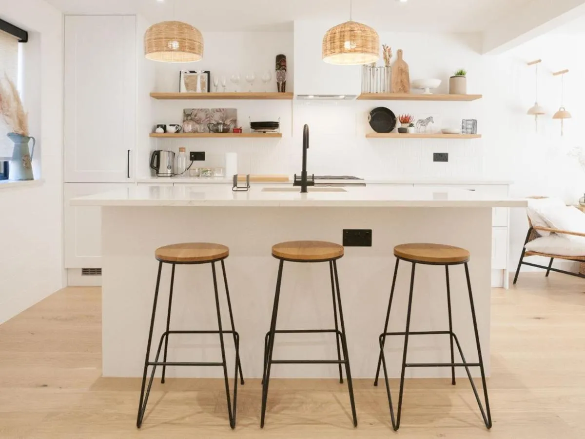 Image 3 of Beautiful designer Maisonette with Garden and BBQ – Pass the Keys