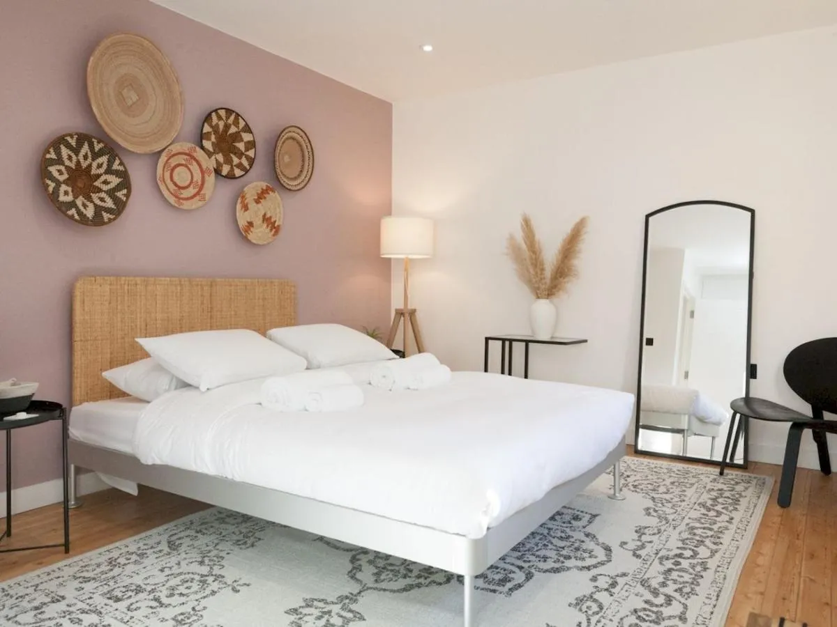 Image 5 of Beautiful designer Maisonette with Garden and BBQ – Pass the Keys