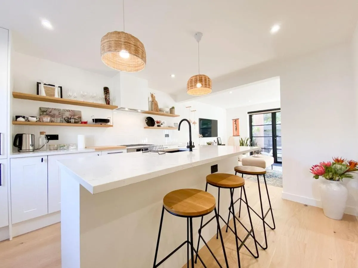 Image 4 of Beautiful designer Maisonette with Garden and BBQ – Pass the Keys
