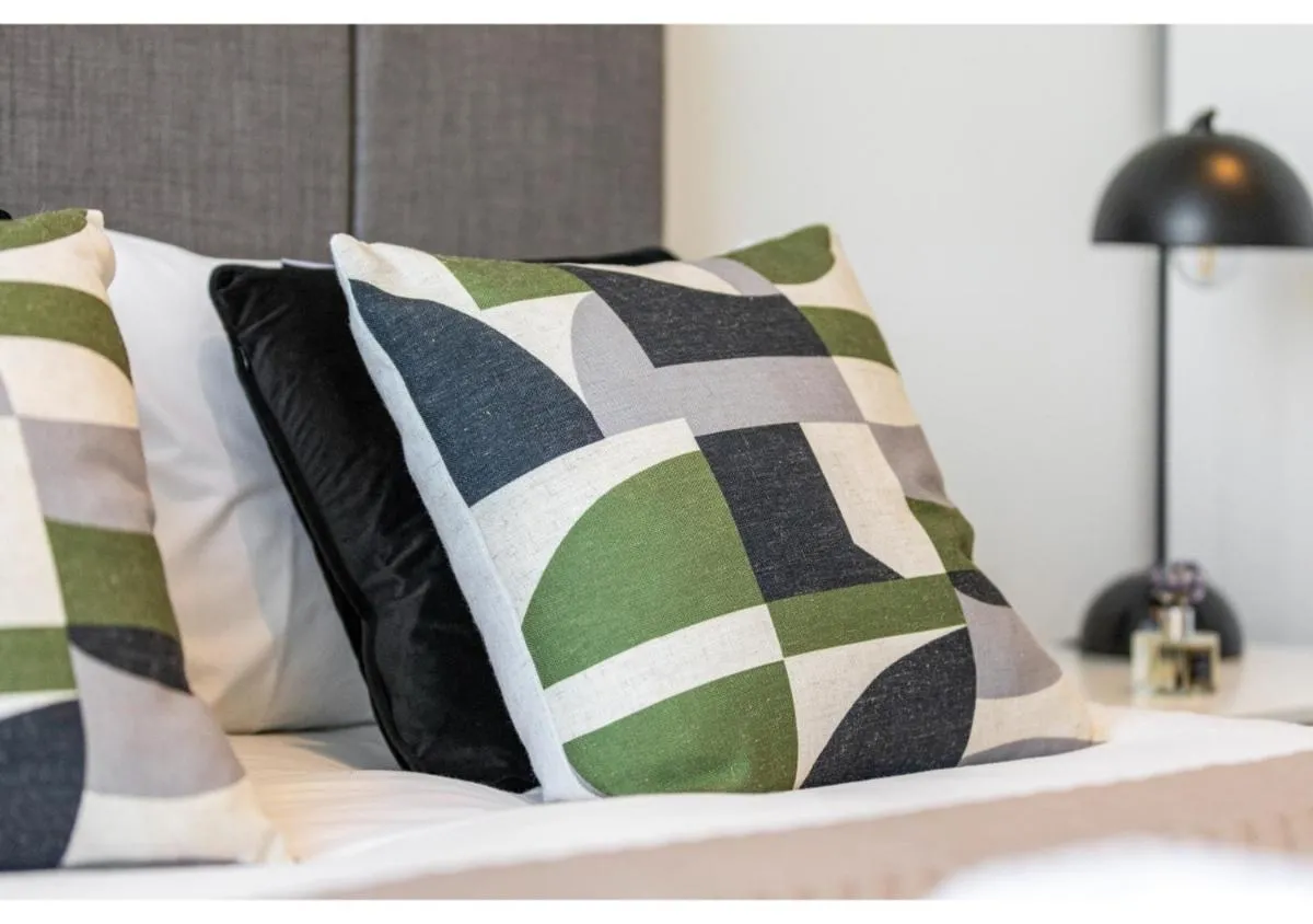 Image 4 of Beckenham Beauty: Modern 1-Bedroom Abode