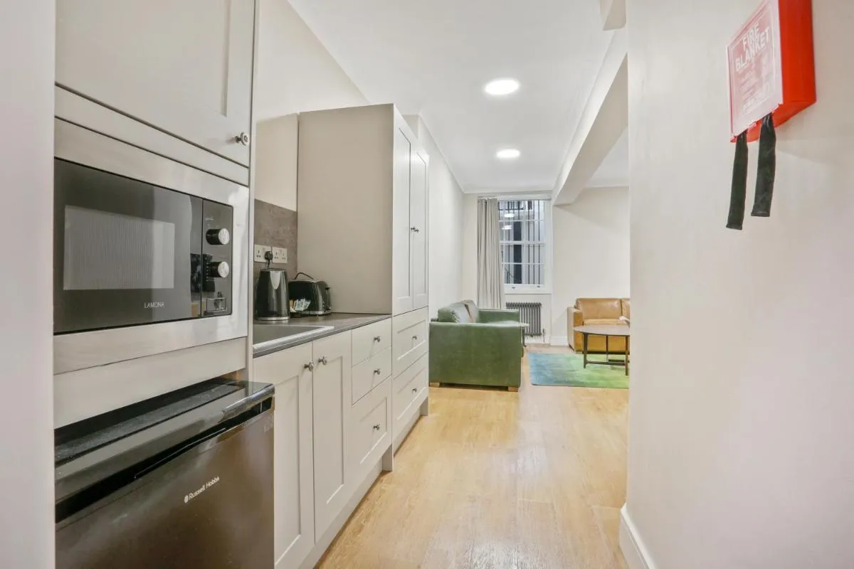 Image 3 of BeiRoom Hyde Park Apartments
