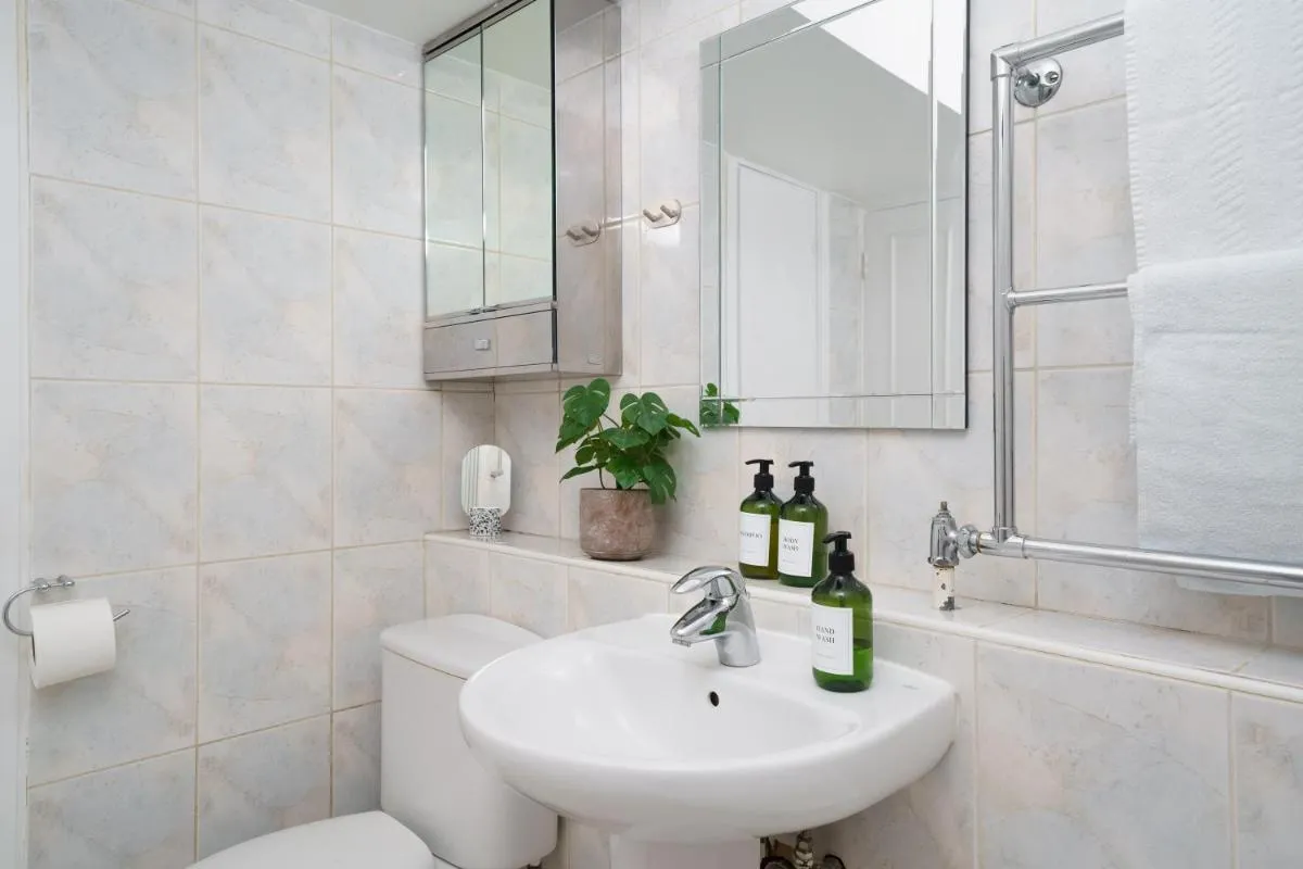 Image 3 of Best Location Oxford Str, Soho 2 Bedr, 3 Beds, 2 Bath