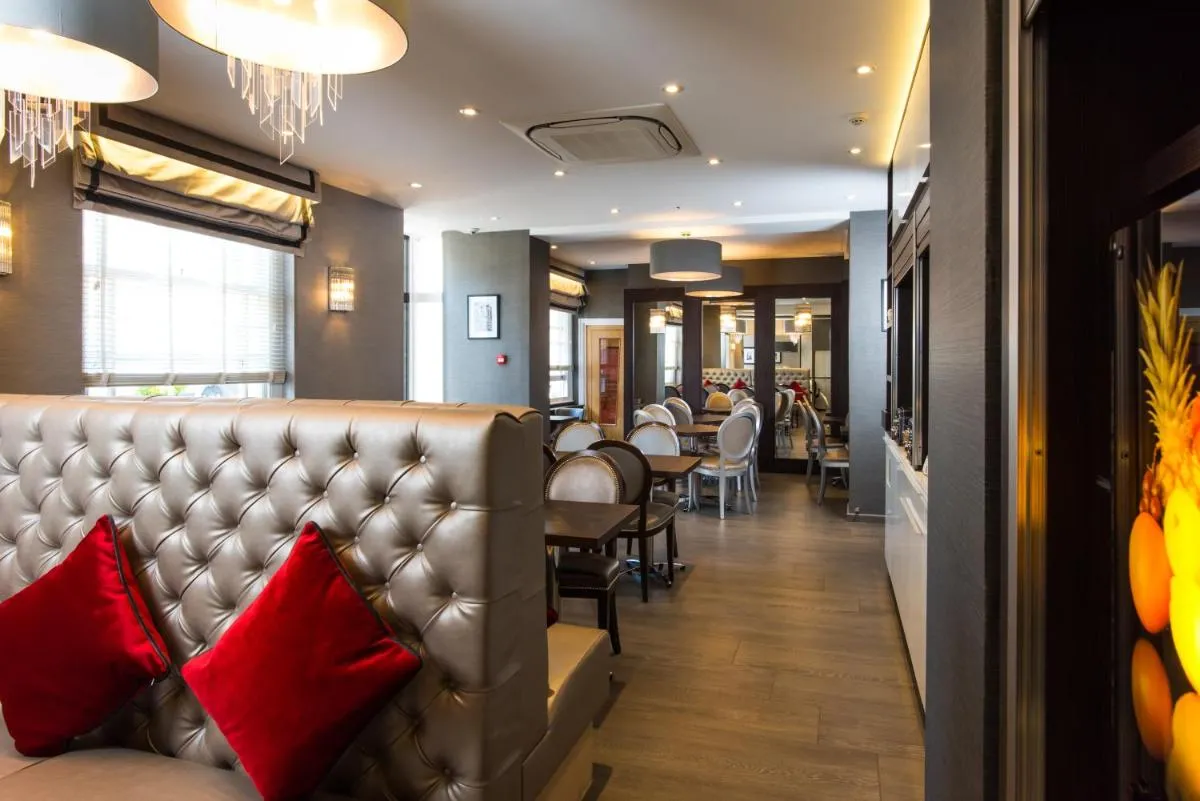 Image 5 of Best Western Buckingham Palace Rd