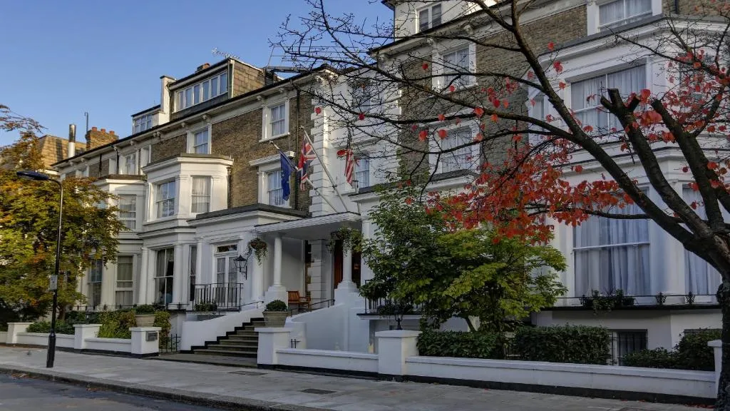 Image 1 of Best Western Swiss Cottage Hotel