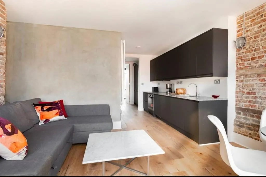 Image 4 of Bethnal Green Loft in Hip East London