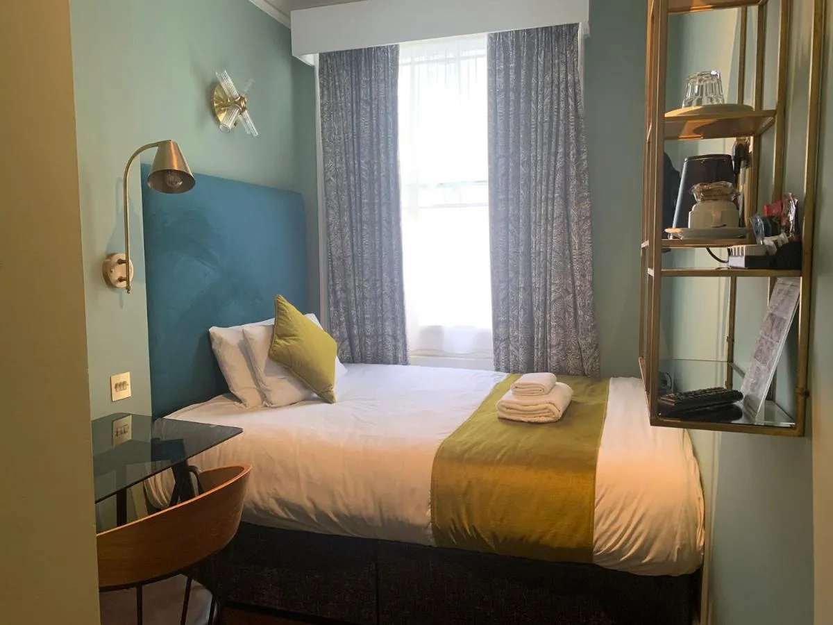 Image 3 of Bloomsbury Palace Hotel