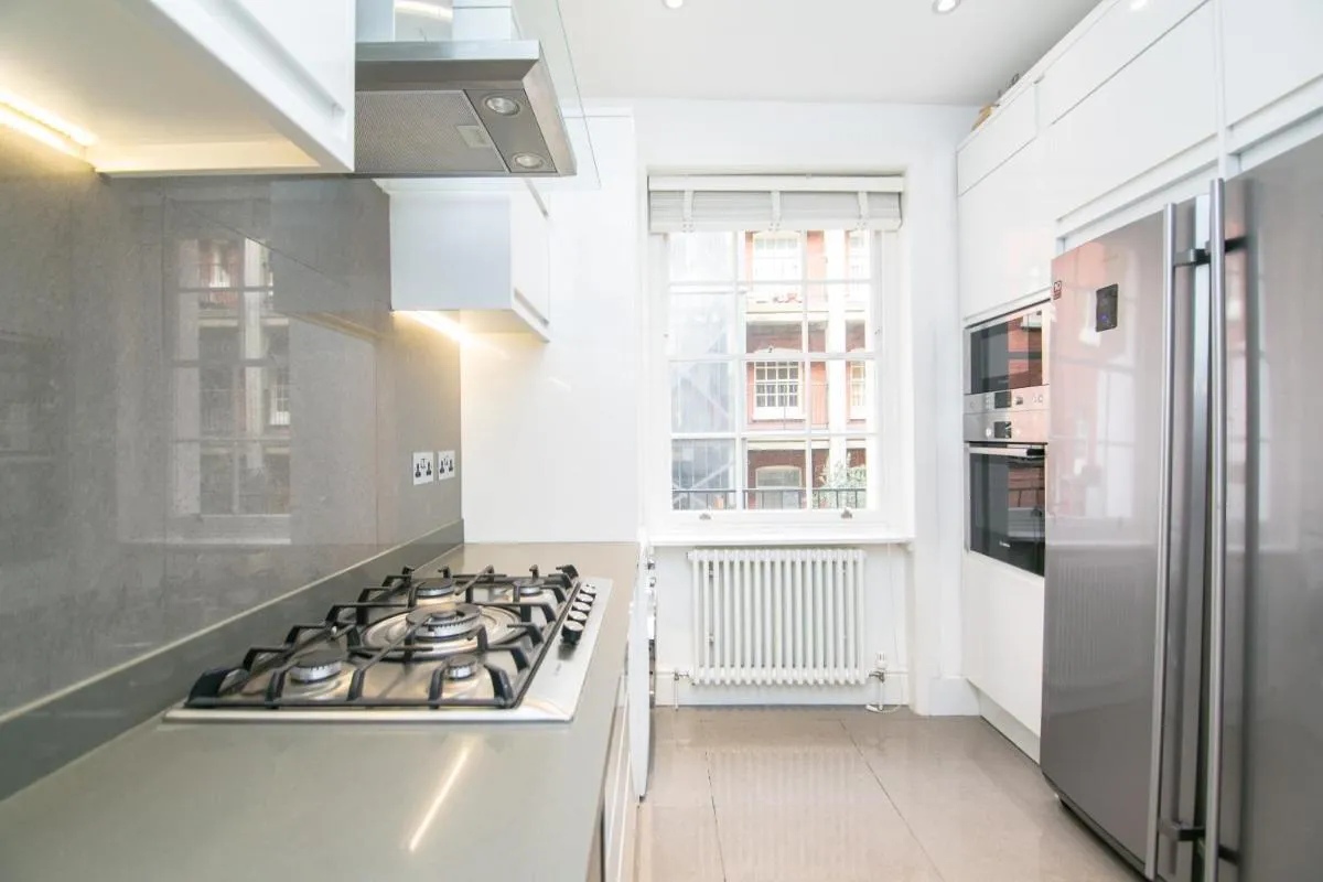 Image 3 of Bloomsbury Residences