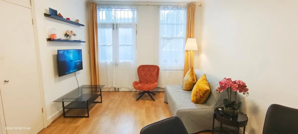 Image 5 of Blossom apartment with garden