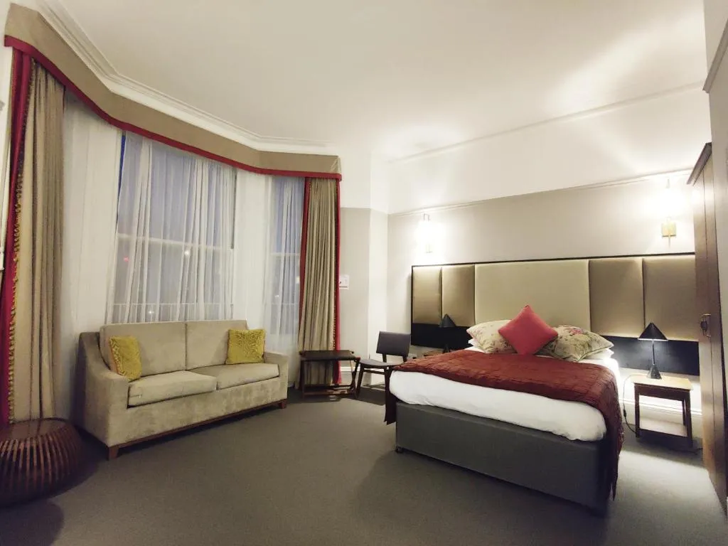 Image 1 of Blue Bells Hotel