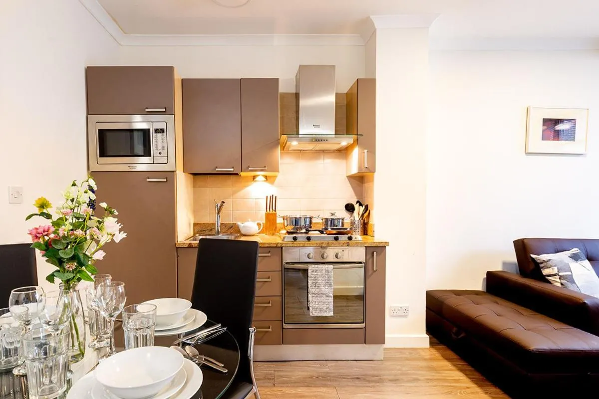 Image 4 of Blue Star Apartments