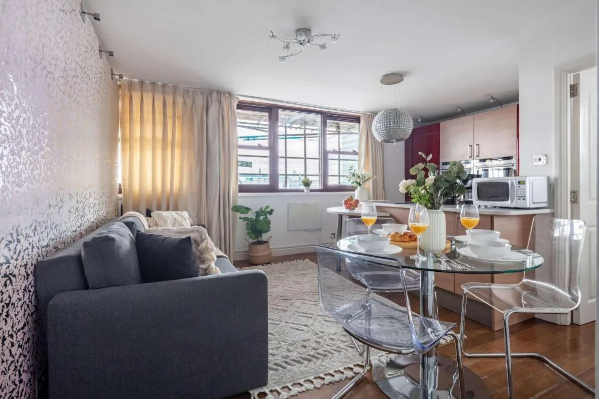 Image 3 of BnBNova – 1BR – Piccadilly Circus & Trafalgar Square