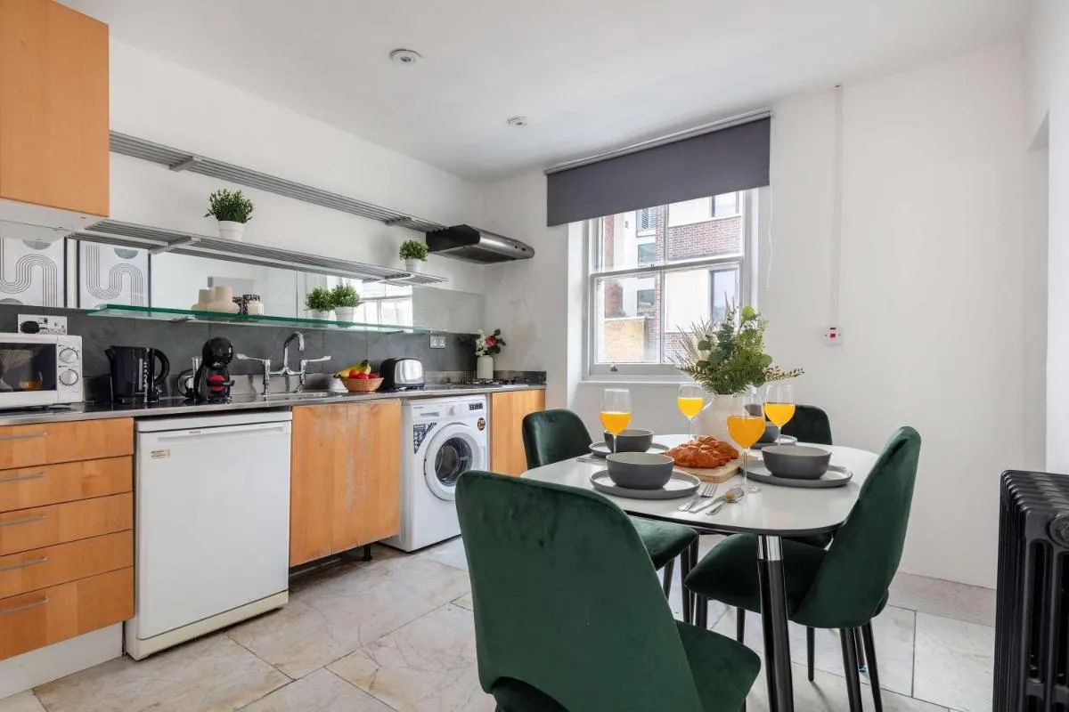 Image 3 of BnBNova – 1BR – Soho & Fitzrovia – Goodge Place