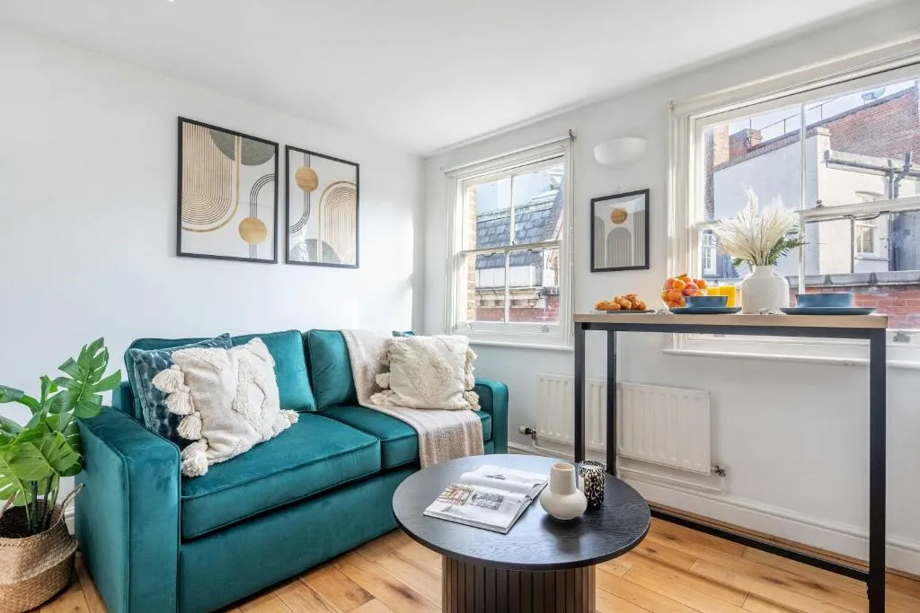 Image 1 of BnBNova – 2BR Holborn & Central London with Terrace