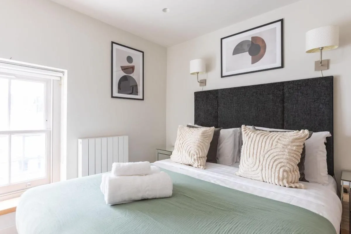 Image 4 of BnBNova – 2BR in Prime Soho & Fitzrovia