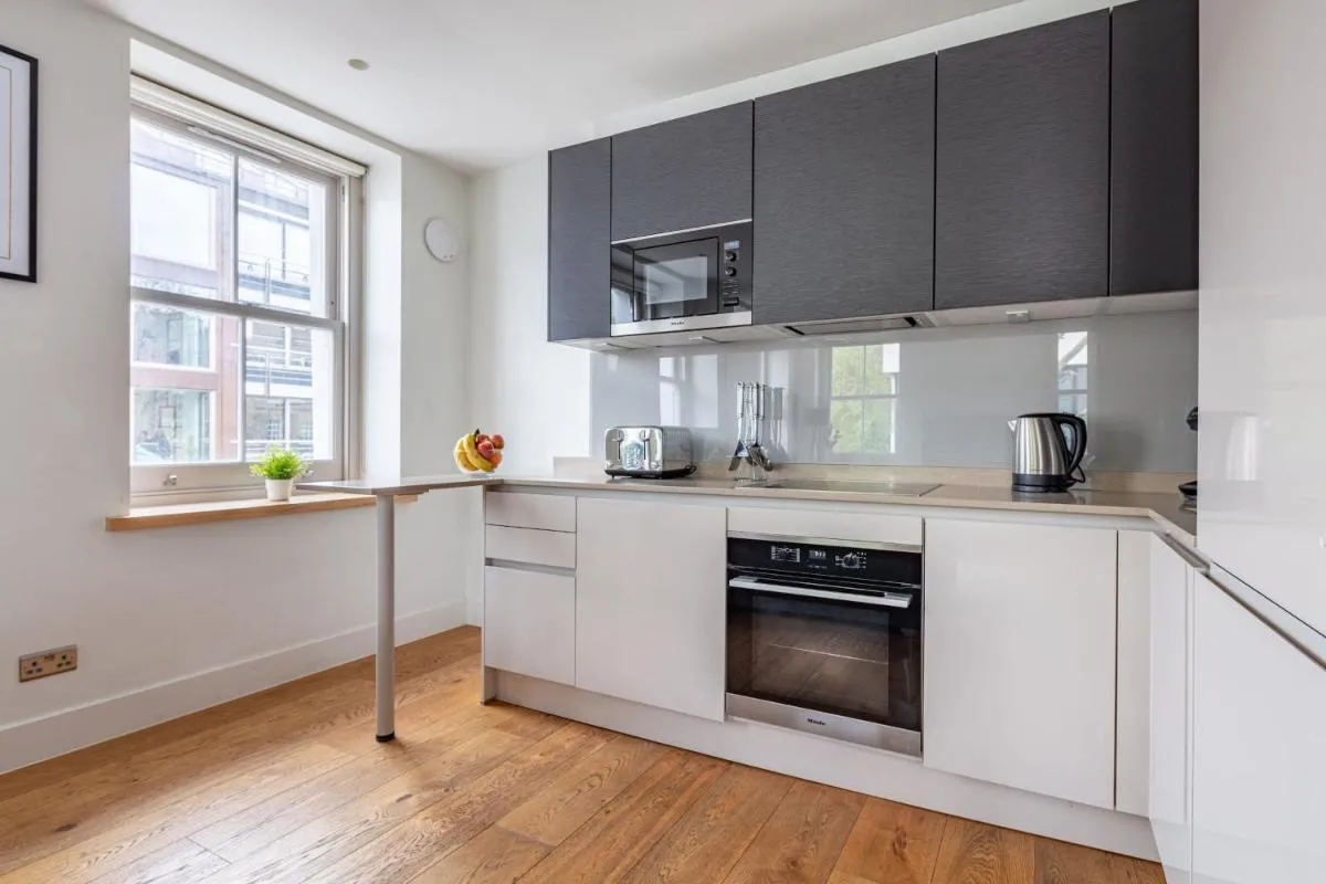 Image 3 of BnBNova – Central Fitzrovia