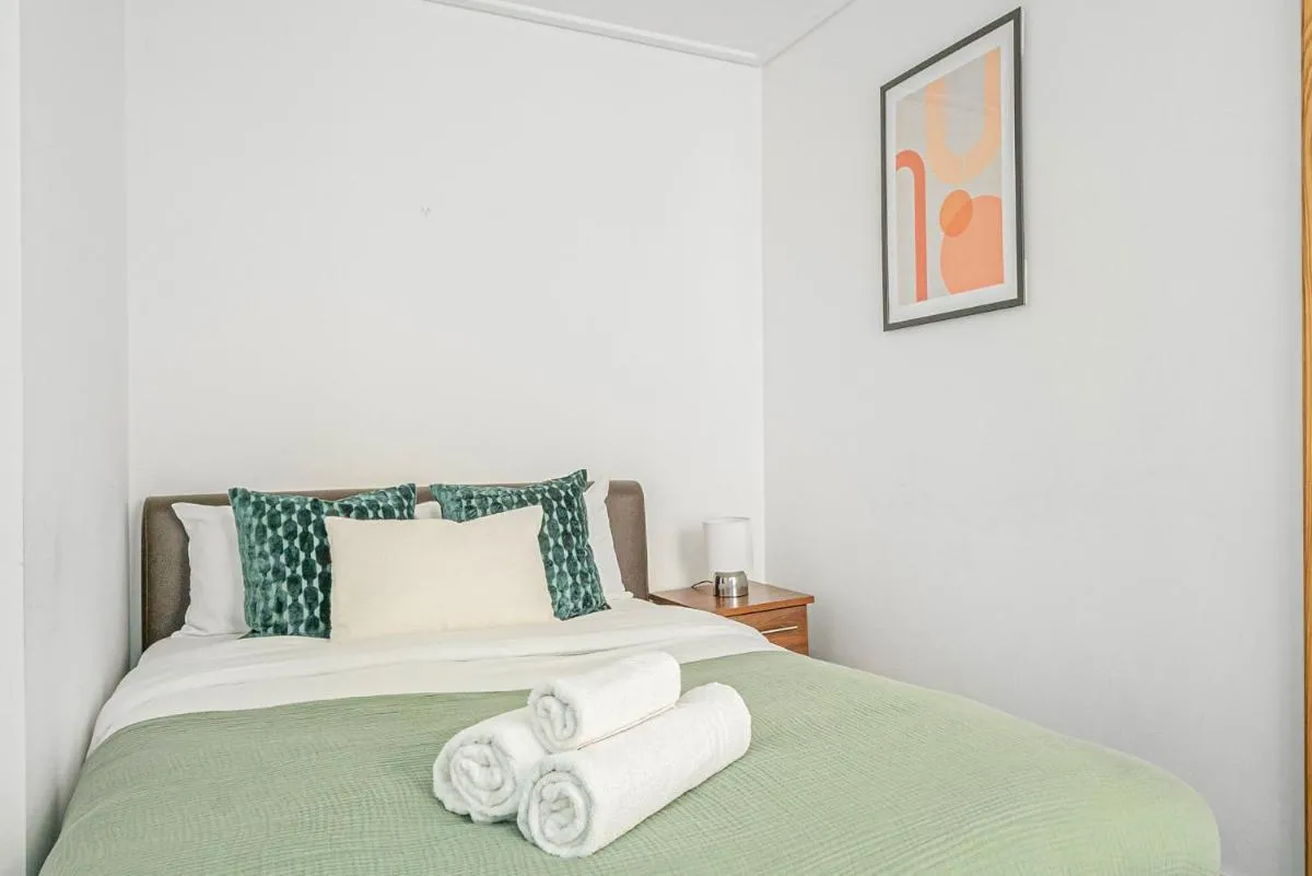Image 4 of BnBNova – Heart of Holborn – 2BR with Patio