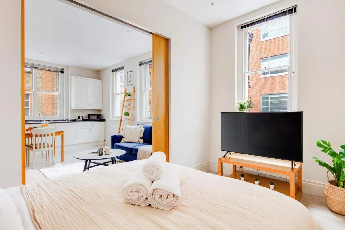 Image 4 of BnBNova – Heart of London’s Holborn