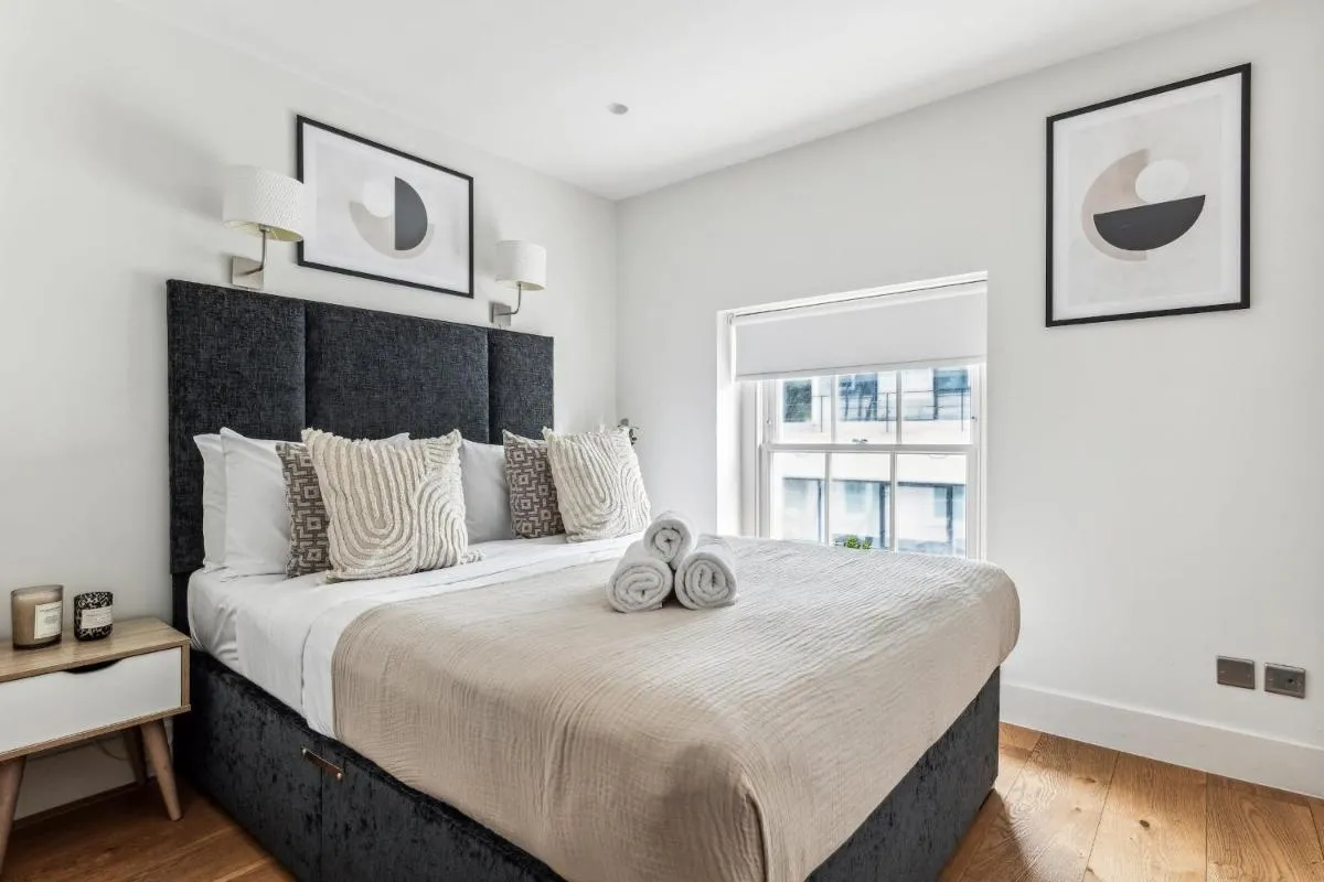Image 4 of BnBNova – Modern 1BR in Central Fitzrovia