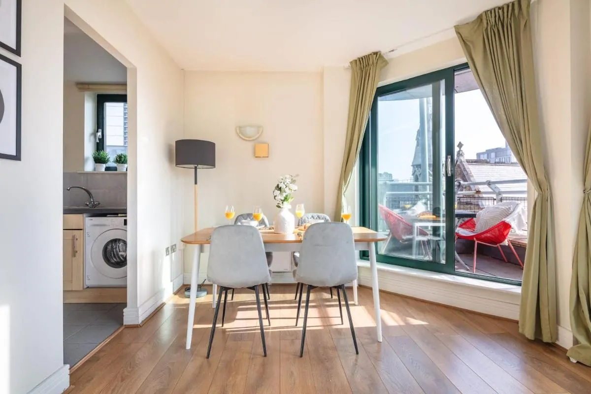Image 3 of BnBNova – Tower Bridge – 1BR – St Paul’s