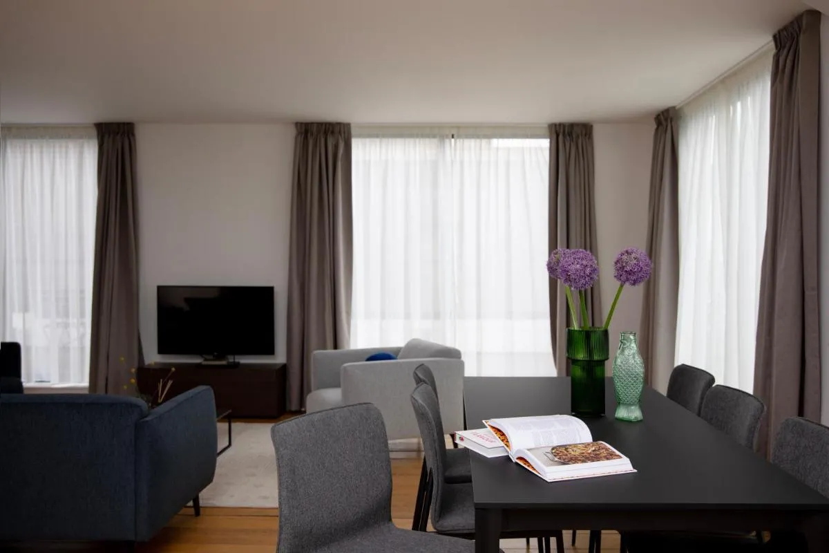 Image 5 of Bob W London Tower Hill – Residences