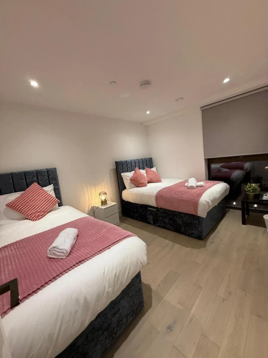 Image 4 of Boleyn Apartment in London