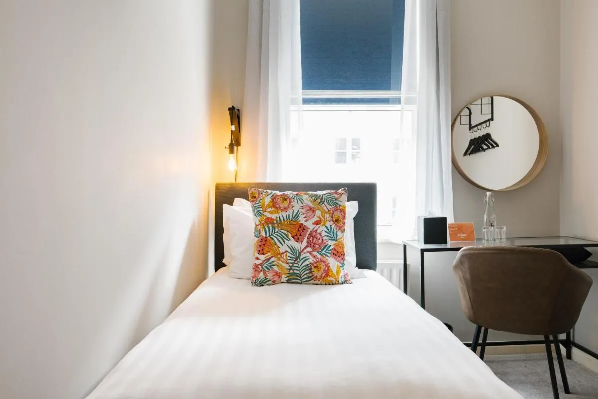 Image 5 of Borough High Street Rooms