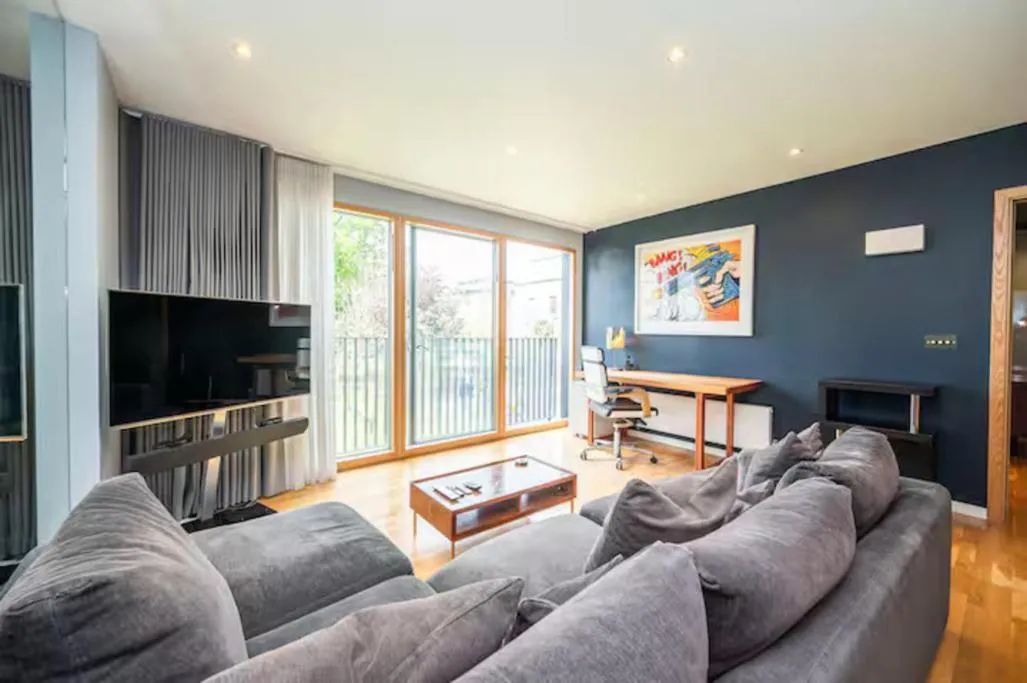 Image 5 of Boutique London Flat near Tower Bridge and Tube – Pass the Keys