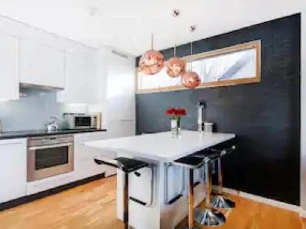 Boutique London Flat near Tower Bridge and Tube – Pass the Keys