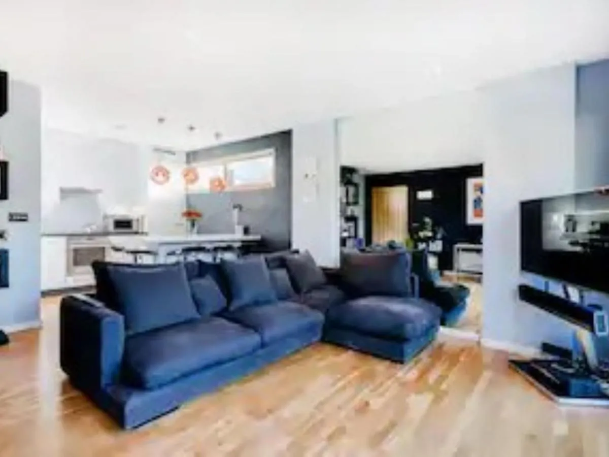 Image 4 of Boutique London Flat near Tower Bridge and Tube – Pass the Keys