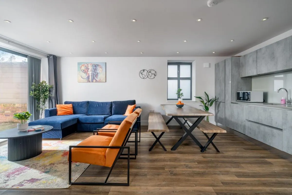 Image 3 of Boutique Lux London Apartments-Free Parking